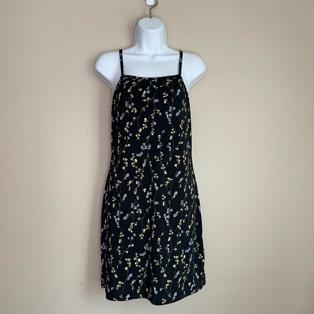 BYER TOO! Y2K 90s Strappy Floral Mini Dress Women's Size M